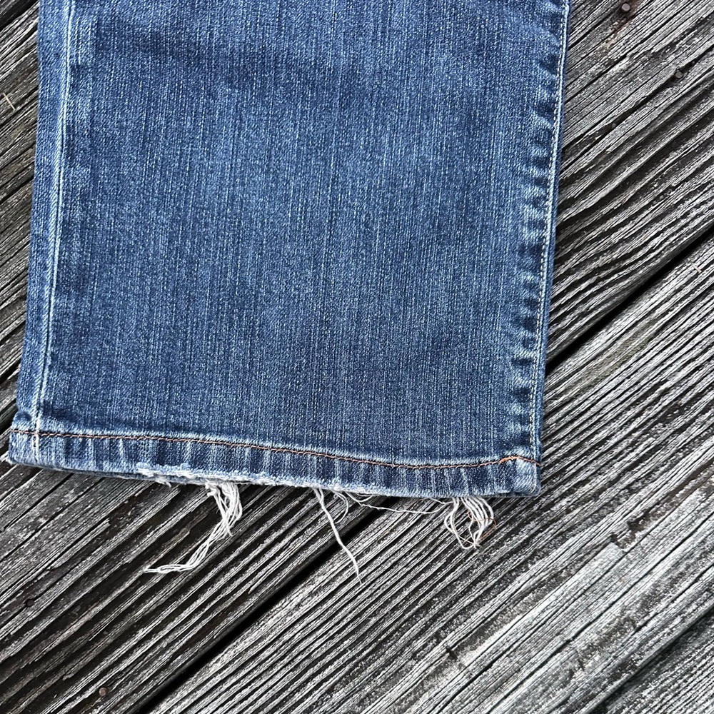 Lucky Brand Men’s Relaxed Fit Blue Jeans - Picture 6 of 8